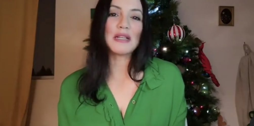 بعد التمثيل والإخراج.. سناء عكرود تقتحم عالم اليوتيوب وتشارك متابعيها أفكارها وحياتها الخاصة (فيديو)