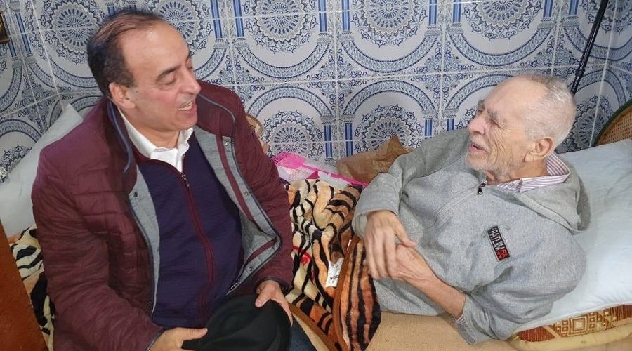 بعد تدهور وضعه الصحي…الوزير الحسن عبيابة يزور محمد الخلفي (صور)