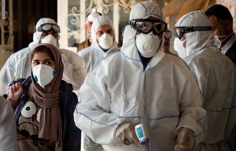 13 حالة في الإمارات و5 في البحرين والعراق والكويت.. كورونا يصل دولا عربية ويجتاح العالم