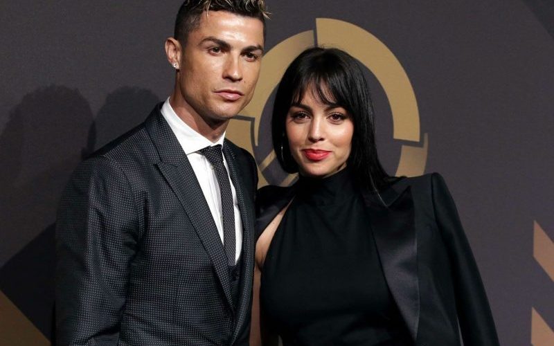مبلغ خيالي.. مصروف شهري من رونالدو لخطيبته جورجينا رودريغيز