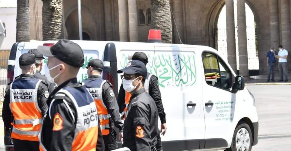 وسط إجراءات أمنية مشددة بسبب أزمة كورونا.. تشييع جثمان اليوسفي في مقبرة الشهداء في البيضاء (صور)