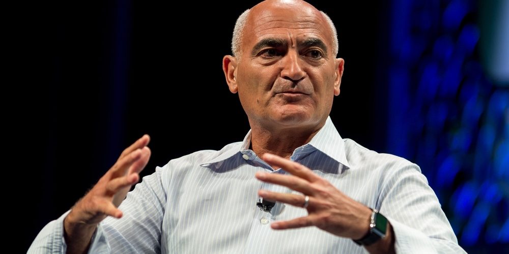 طفولته/ أهم إنجازاته/ رسالته إلى المغاربة والعالم.. من يكون منصف السلاوي المستشار الرئيسي لعملية تطوير لقاح لكورونا؟