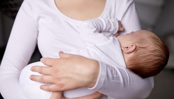« من أجل كوكب أكثر صحة ».. الصحة العالمية واليونسيف تدعوان إلى دعم الرضاعة الطبيعية