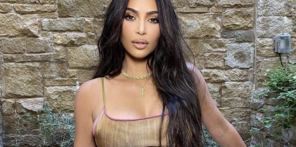 في عيد ميلادها الـ40.. والد كيم الراحل يعود إلى الحياة ويوجه لها رسالة مؤثرة (فيديو)