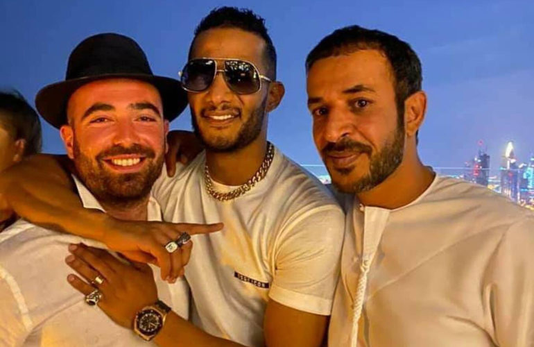 بسبب صورة مع مغني إسرائيلي.. محمد رمضان وسط زوبعة من الانتقادات