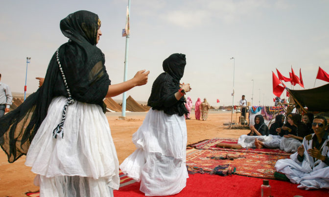 « التبراع ».. كتاب جديد يحتفي بالشعر النسوي الحساني