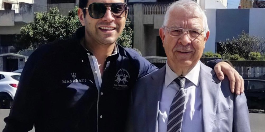 بعد أشهر على وفاة ابنته الرضيعة.. أنس الباز يعلن وفاة والده