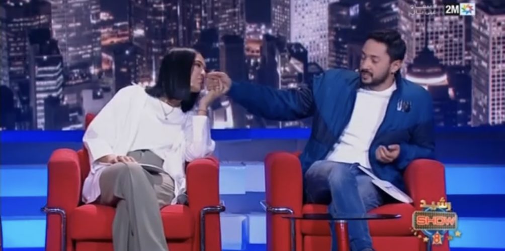 عبارات حب وانسجام.. منال بنشليخة وزوجها يشعلان &laquo;&nbsp;رشيد شو&nbsp;&raquo; (فيديو)