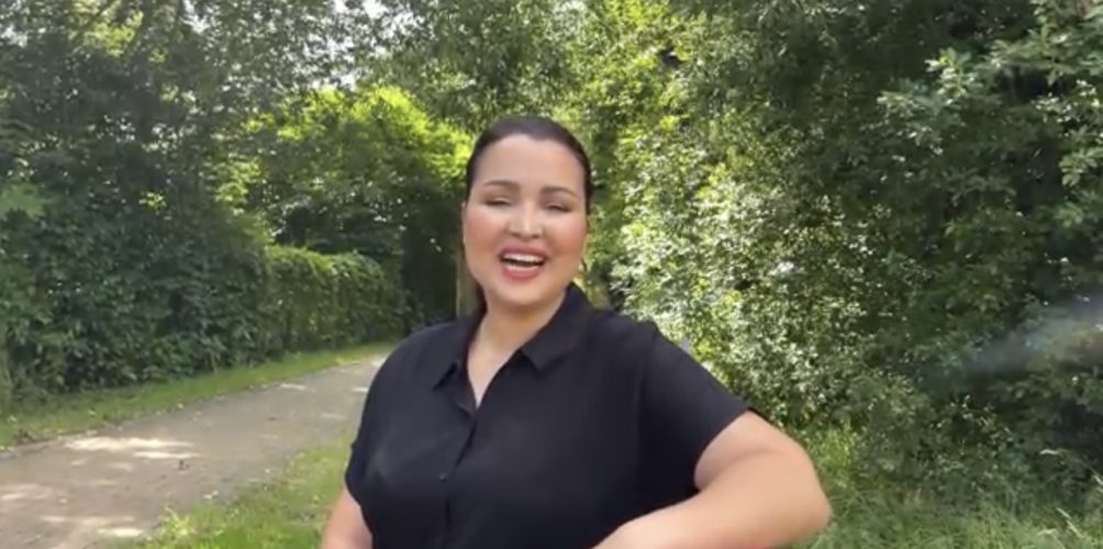 بعد أزيد من عام على تدهور صحتها النفسية.. اليوتيوبر إكرام پيلانوفا تعلن إصابتها بمرض ثنائي القطب (فيديو)