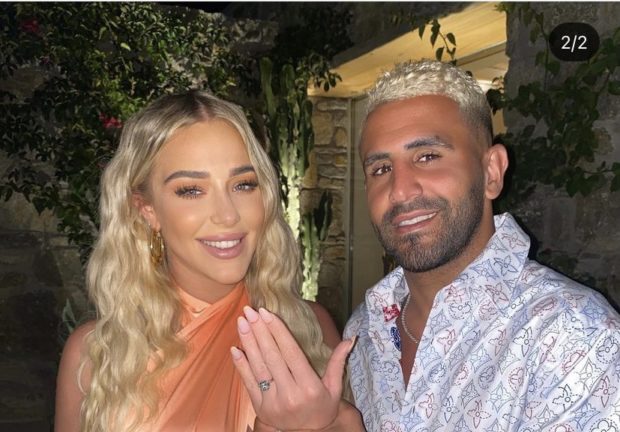 اشترى لها خاتما بـ500 مليون وقصر بـ2 مليار و770 مليون.. لاعب يثير الجدل بهداياه الباهضة لخطيبته