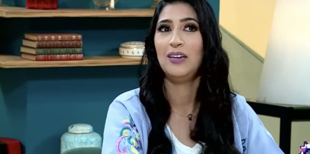 دنيا بوطازوت: الغربة صعيبة ومللي مشيت للبرتغال وأنا كنبكي (فيديو)