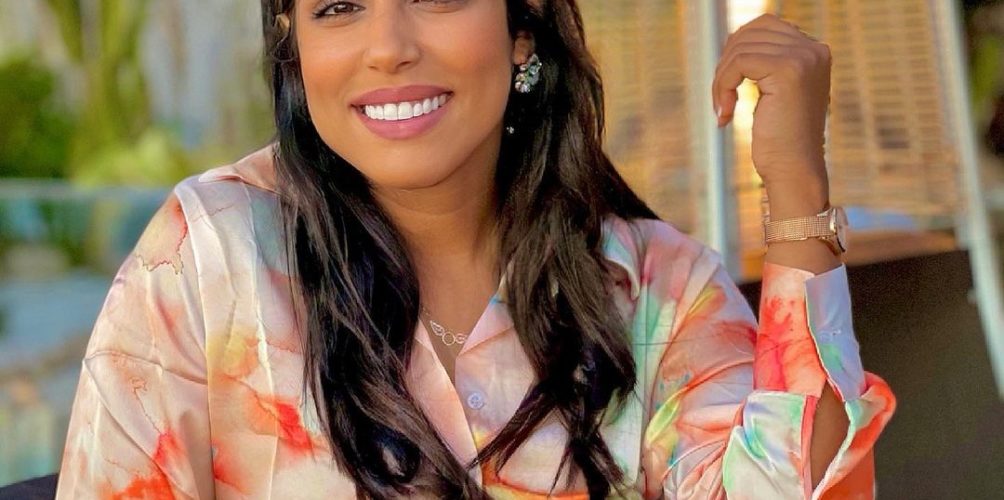 بقطر.. رجاء بلمير تتلقى الجرعة الأولى من اللقاح