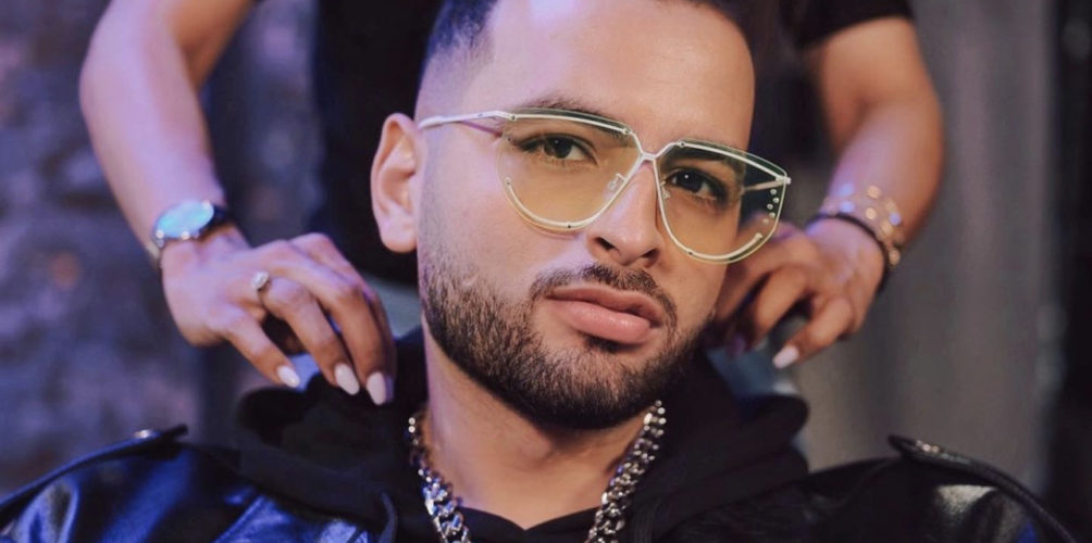 بعد تكتم طويل.. أمينوكس يعلن دخوله القفص الذهبي