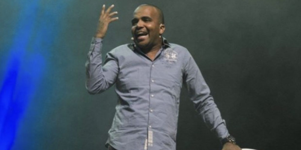 دعا المغاربة إلى بيع أصواتهم.. الكوميدي باسو يثير الجدل