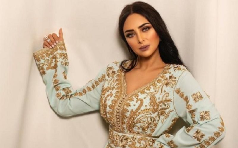 جمعهما ديو غنائي.. هند السداسي ومحمد الرفاعي يطلقان »كيفاش نخليك »(فيديو)