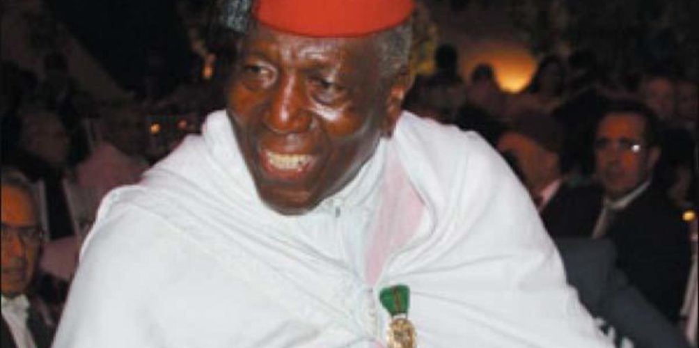 بعد نقله إلى المصحة لتلقي العلاج.. الفنان باعزيزي يتماثل للشفاء