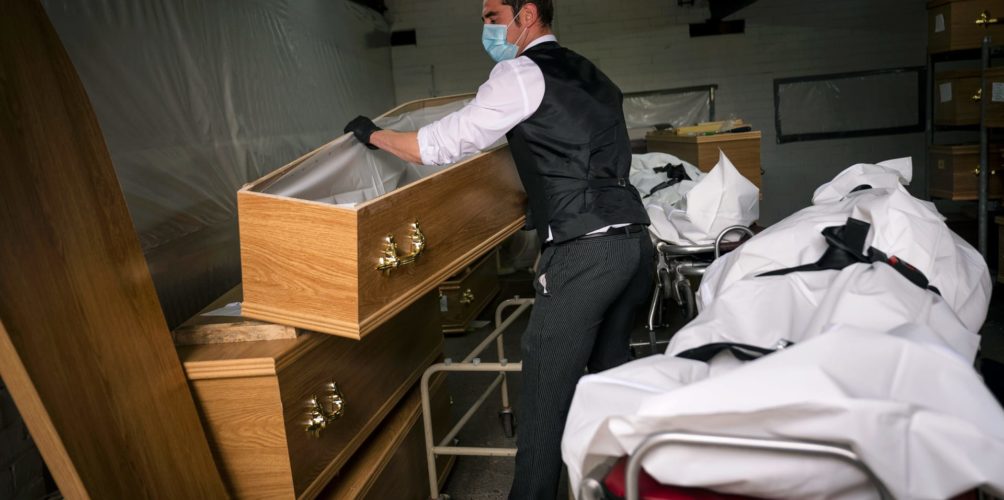 اتساع الفجوة بين الجنسين.. ارتفاع نسبة وفاة الرجال مقارنة بالنساء في العالم