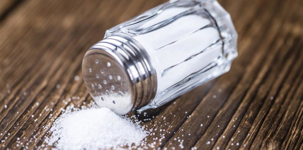 كم كمية الملح التي يجب استهلاكها يوميا؟.. أخصائي في التغذية يجيب