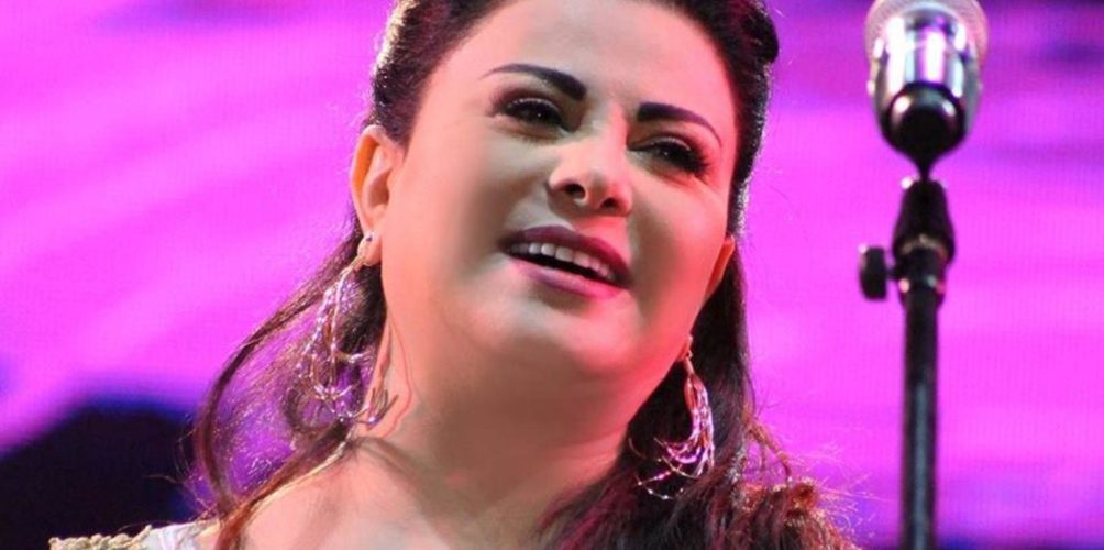 رفقة إبنتها ألماس.. لطيفة رأفت تحتفل بعيد ميلادها السادس والخمسين