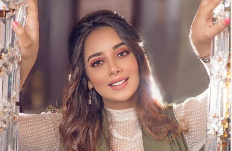 بعد كريستيانو رونالدو.. الفنانة الإماراتية بلقيس تطلق مشروعها الخاص في المغرب