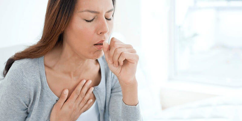 متحور أوميكرون.. علماء يكشفون عن أعراض جديدة