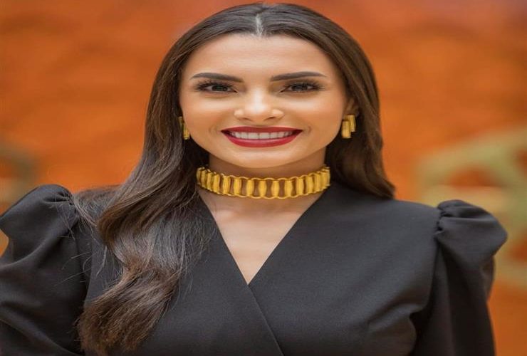 بعد قرار المغرب تعليق الرحلات الجوية.. الفنانة كارمن سليمان تناشد المسؤولين لإرجاعها إلى مصر