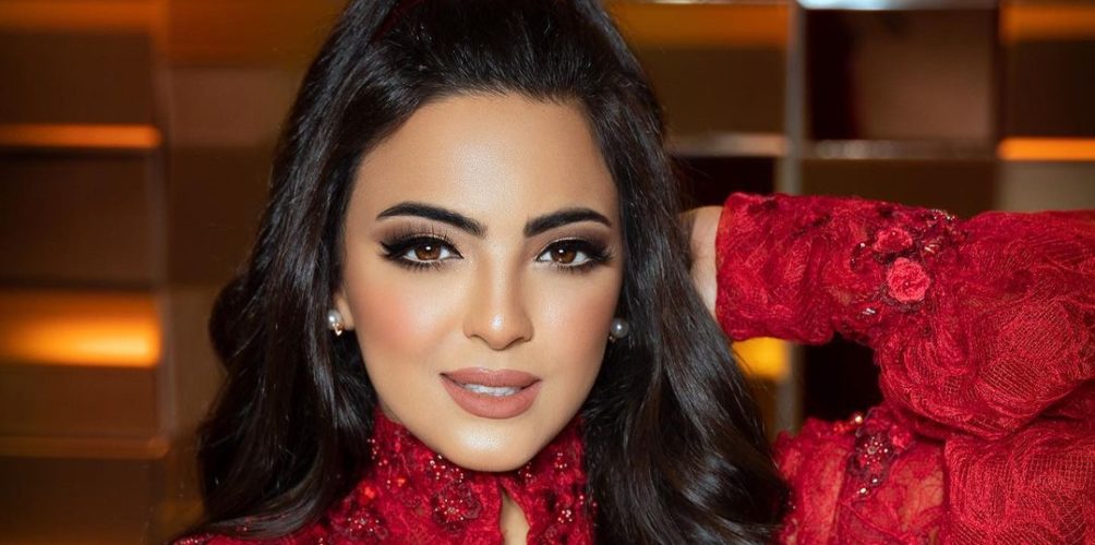 « ذكريات ».. جديد الفنانة رقية ماغى