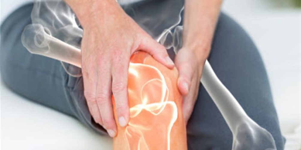 علامة في الأسنان ترصد مرض هشاشة العظام.. خبراء يوضحون