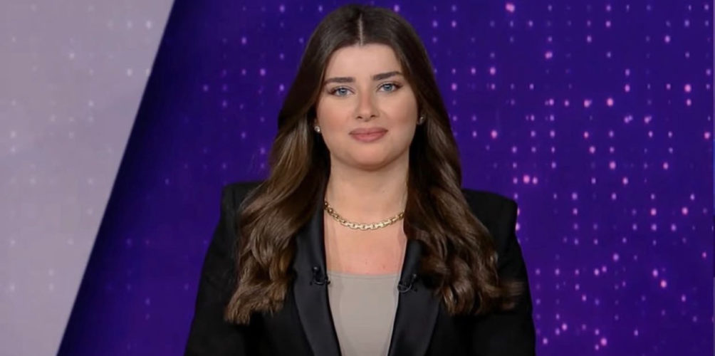 بجمالها.. مقدمة الأخبار على قناة “بي إن سبورتس” الرياضية تتحول إلى حديث السوشيل ميديا (صور)