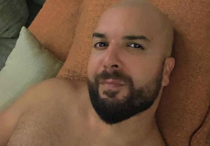 الدوزي: كنت متوقع الجدل اللي دارتو صورتي « عاريا »… وهي ماشي خادشة للحياء (فيديو)