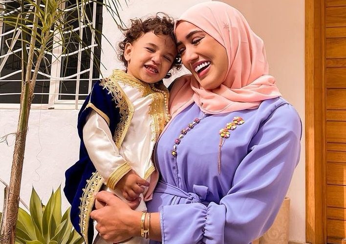 « سارة أبو جاد : » لبارح كان الختان ديال مولاي السلطان  قصي..تخلطو عليا كاع الأحاسيس