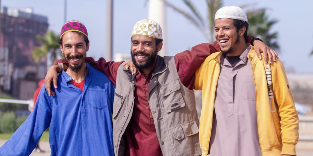 بعد الإقبال الكبير على الفيلم.. مجموعة « إيموارجي » تطلق أغنية لـ »الإخوان » (فيديو)