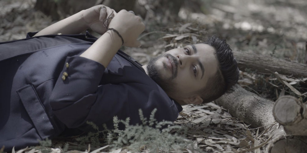 من كلماته وألحانه.. إيهاب أمير يطرح « سايي » (فيديو)