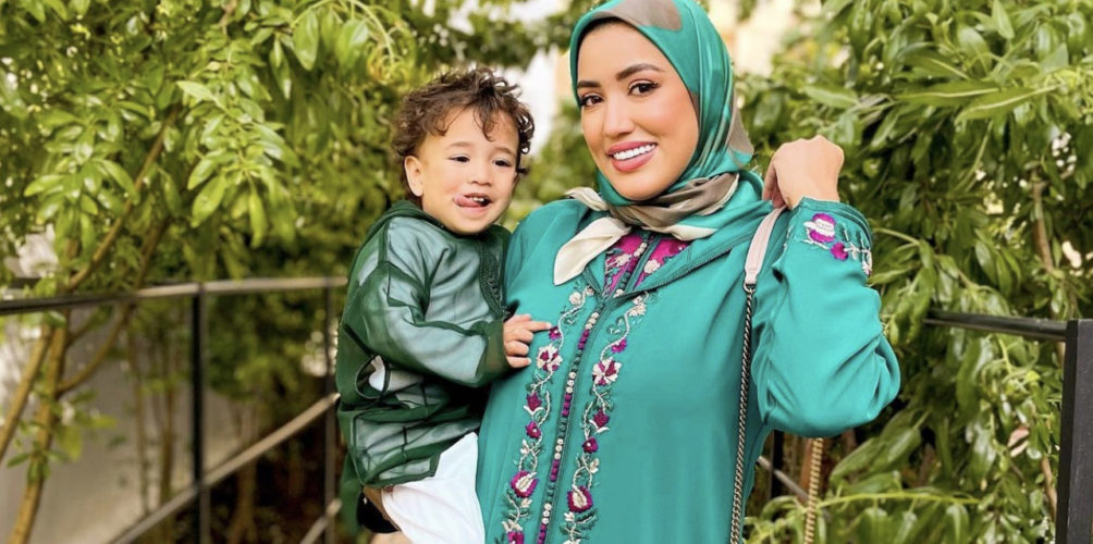 في عيد الأب.. سارة أبو جاد تشكر والدها: نقذتيلي ولدي من اليتم والحرمان! (صورة)