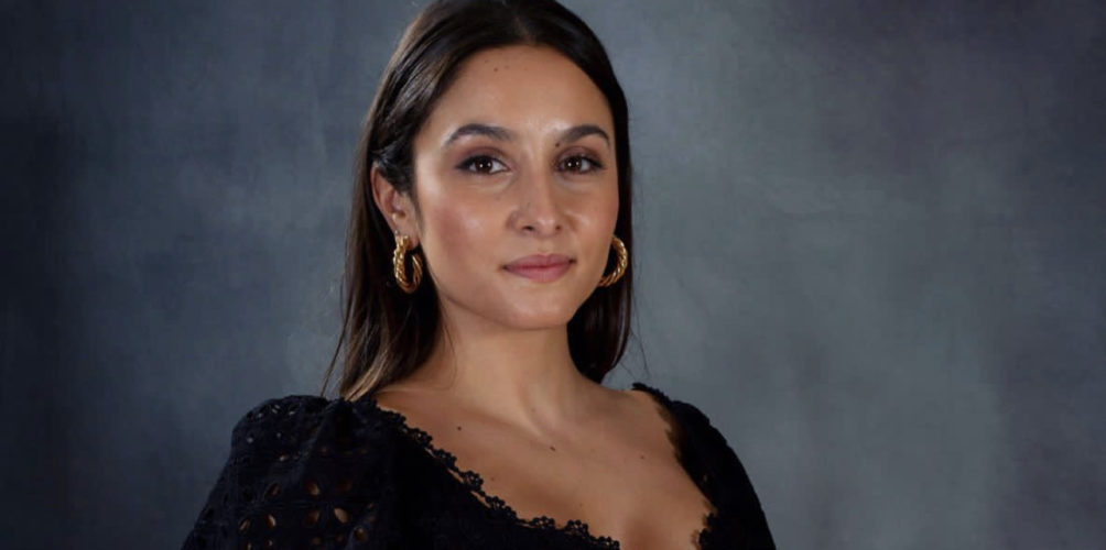 من الطب إلى التمثيل.. من تكون سارة بيرليس؟