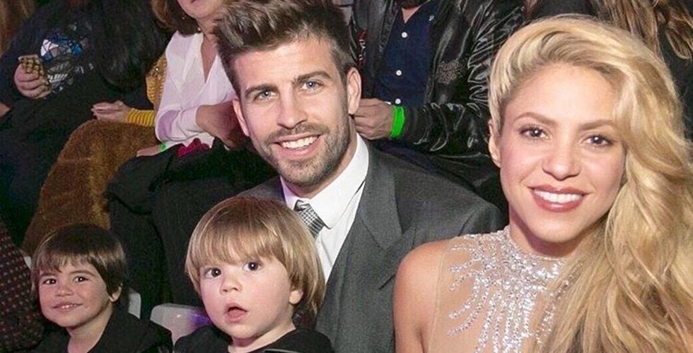 بينها انفصاله عن شاكيرا.. أسباب اعتزال جيرارد بيكيه