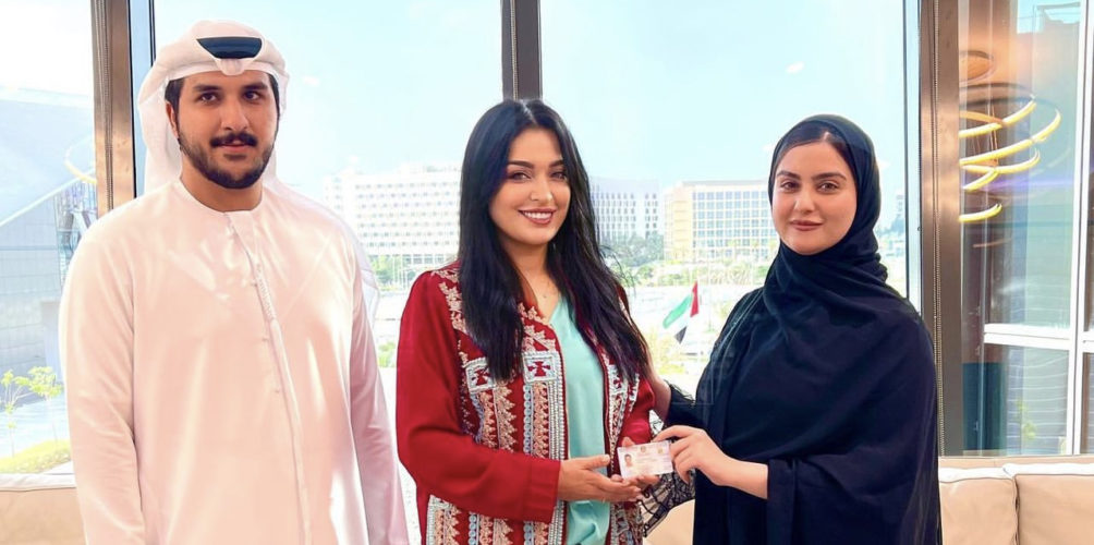 بعد الداودية.. فرح الفاسي تحصل على الإقامة الذهبية في الإمارات