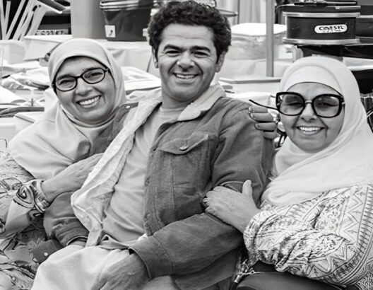 تجربتها الأولى.. والدة جمال الدبوز تمثل إلى جانبه في فيلم « اللعبة الجديدة »