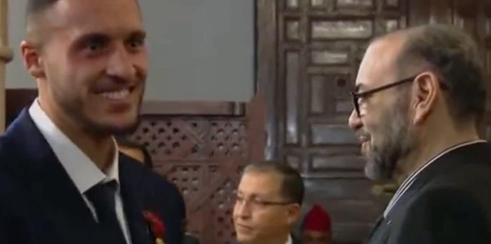 توفيت والدته حين كان طفلا.. لقطة مؤثرة لسليم أملاح خلال الاستقبال الملكي (صور)