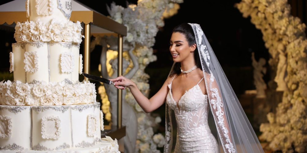 حفل زفاف أسطوري.. مقدمة برنامج « إم بي سي ترينديغ » صوفيا السعيدي تعلن زواجها من رجل أعمال عربي (صور)