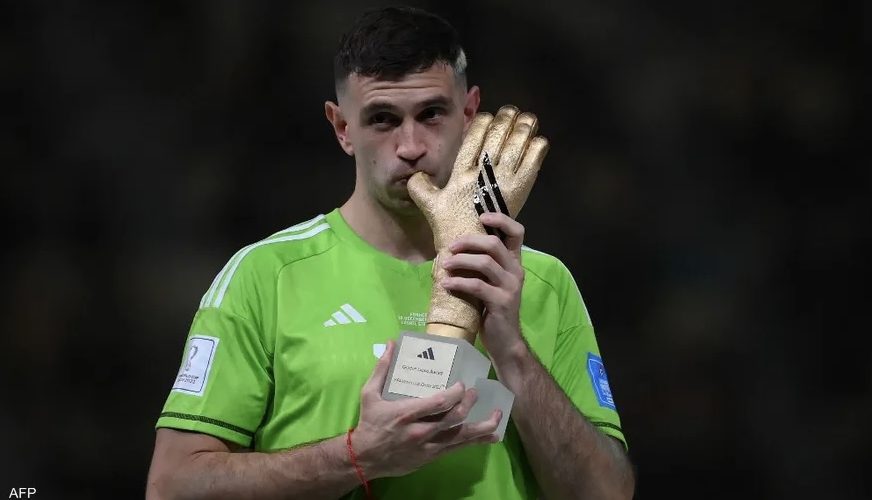 بعد جدل حركته « اللاأخلاقية ».. حارس مرمى الأرجنتين يوضح