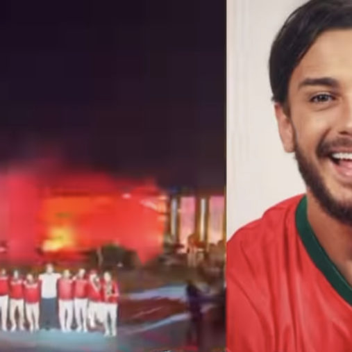 تمغربيت.. سعد لمجرد بقميص المنتخب الوطني ويغني « صوت الحسن ينادي » في حفله في قطر (فيديو)