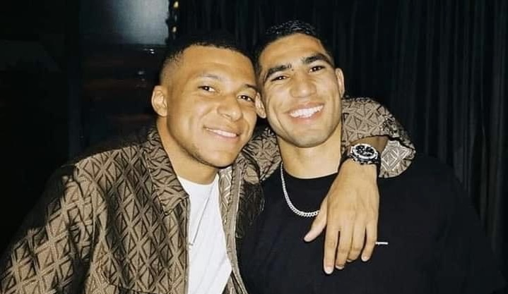 صداقتهما قوية.. كيف ستكون المواجهة بين حكيمي ومبابي في نصف نهائي مونديال قطر؟