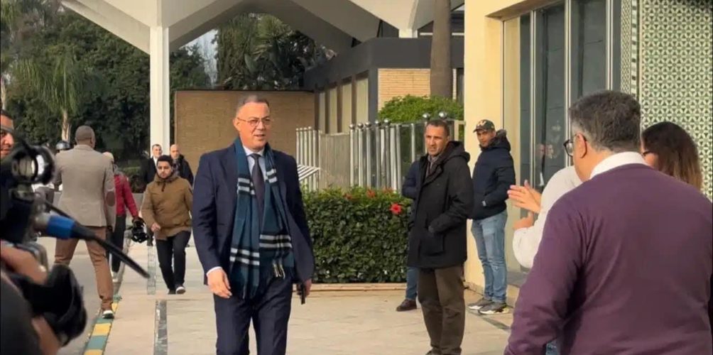 هادي خدمة نقية.. مغاربة يبدون إعجابهم بطريقة تعامل لقجع مع تعنت الجزائر