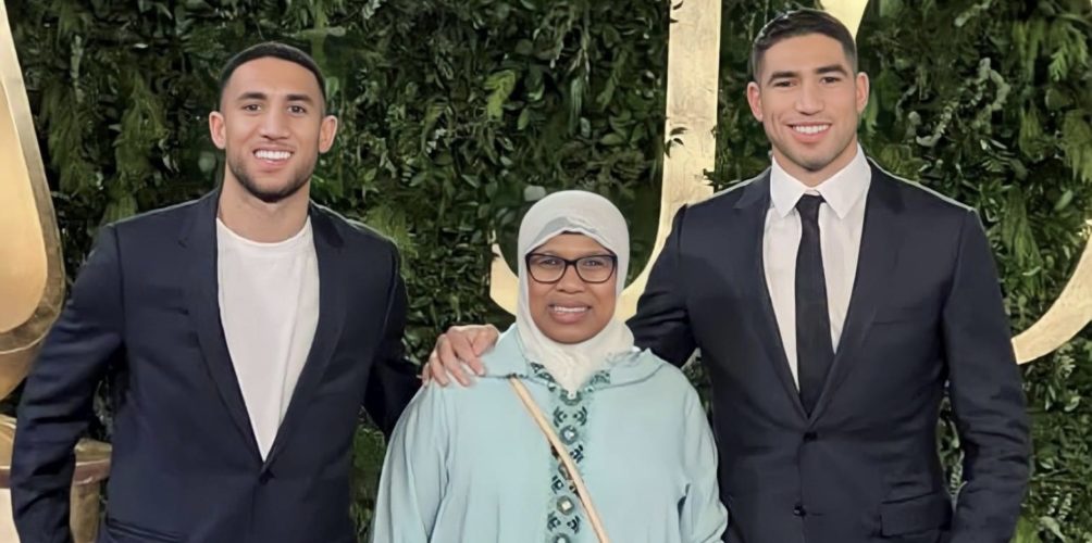 يأخذ أمه معه أينما ذهب.. نشطاء مغاربة وعرب يشيدون بأخلاق أشرف حكيمي