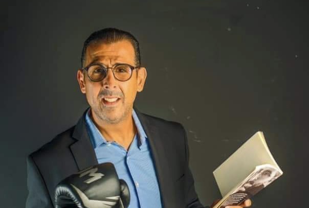 متابعة لخصم وغرامة 50 ألف درهم.. تضامن واسع على مواقع التواصل الاجتماعي (صور)