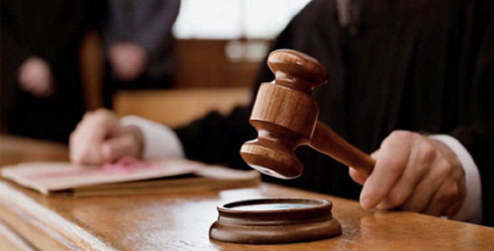 بتهمة التشهير ونشر ادعاءات كاذبة عن طبيبة أسنان.. القضاء يدين مؤثرة مغربية شهيرة بالحبس موقوف التنفيذ!
